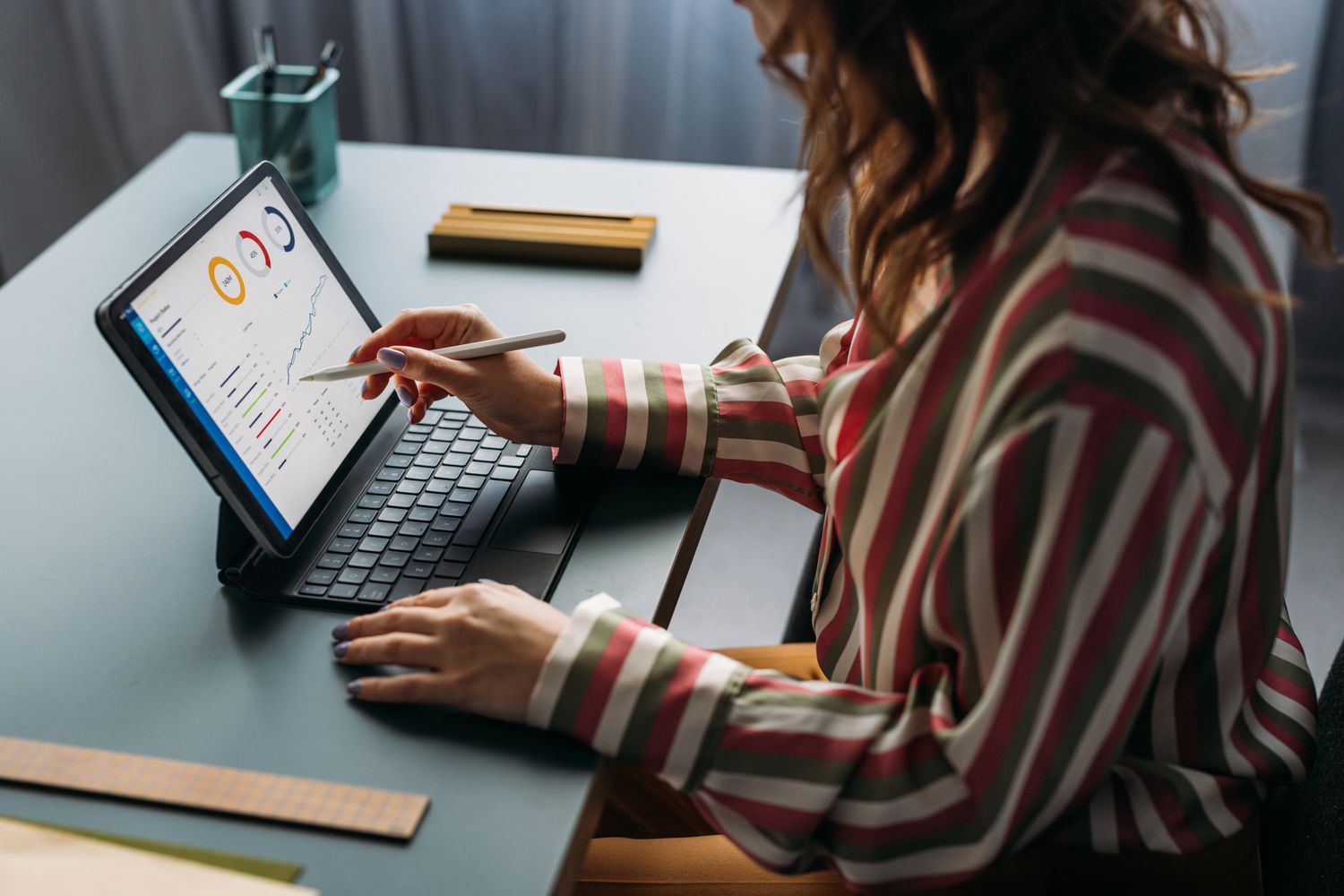 International Bolt On: Best Ways to Stay Connected Abroad