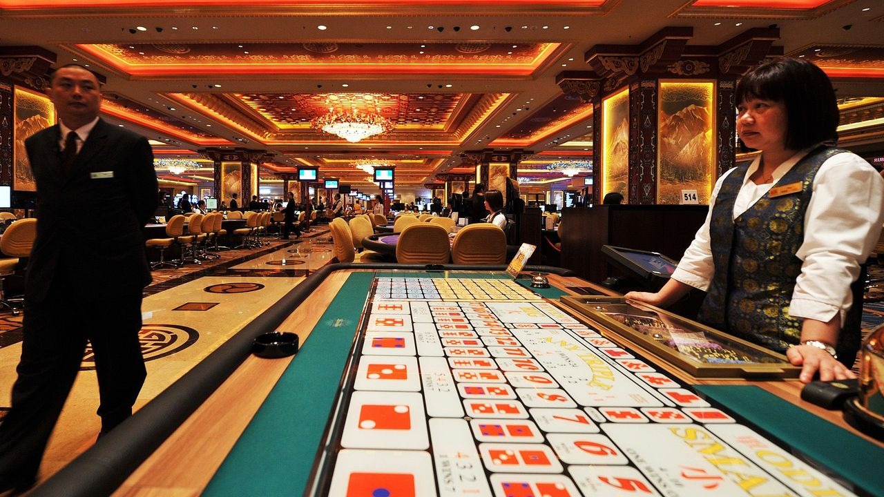 CASINO168 ศูนย์รวมคาสิโนออนไลน์ระดับพรีเมียม เล่นง่าย ได้เงินจริง