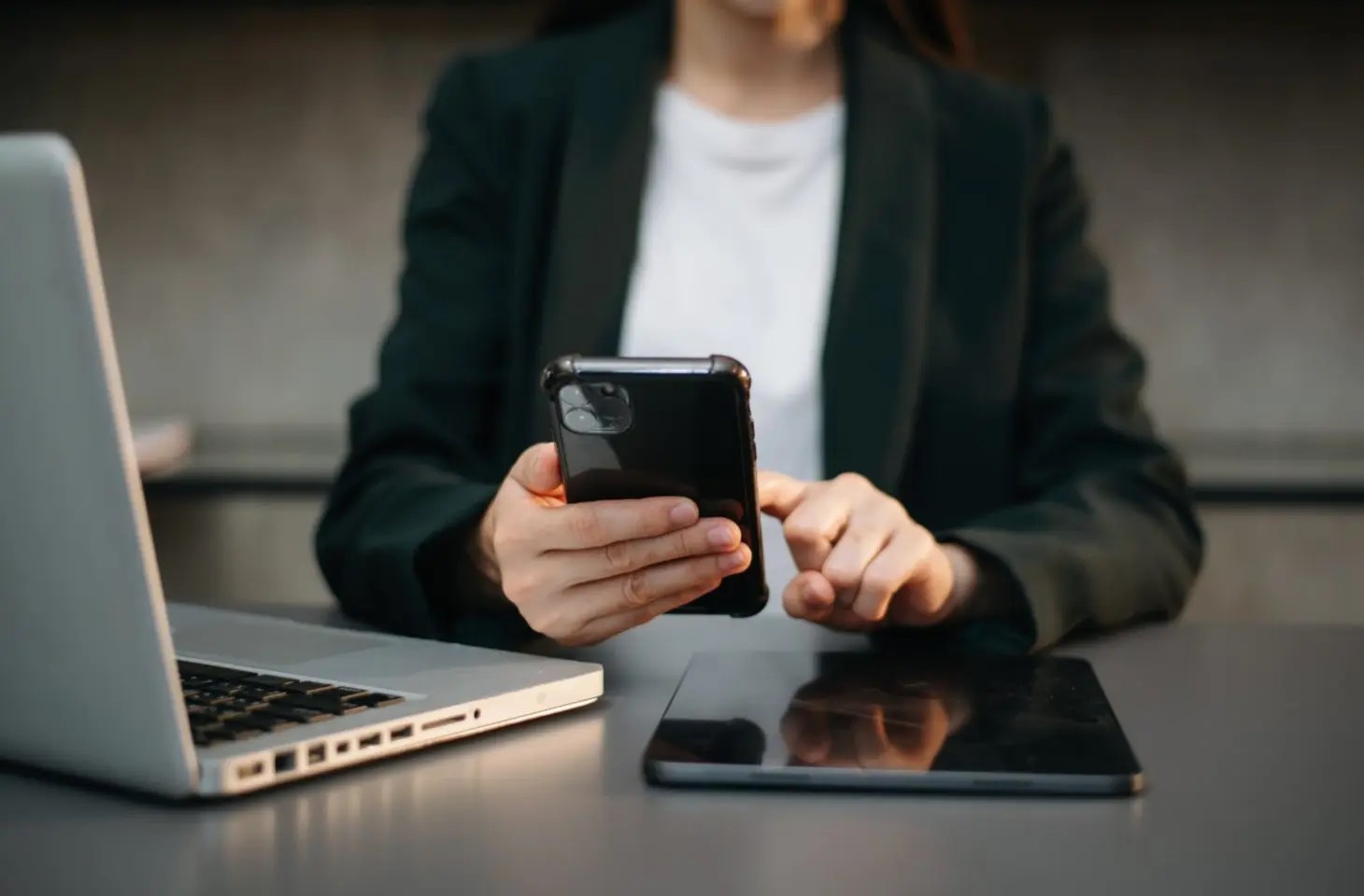 Compare business mobile deals UK and Find the Best Contract Today